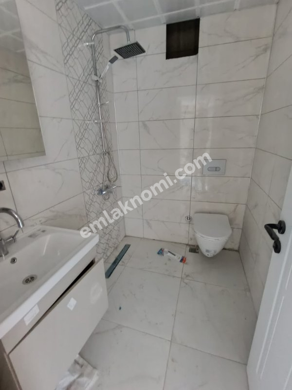 Karaman Abbas Mahallesi Satılık 2+1 Daire - Fotoğraf 12