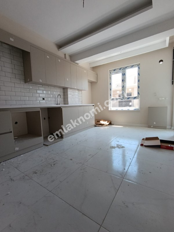 Karaman Abbas Mahallesi Satılık 2+1 Daire - Fotoğraf 17