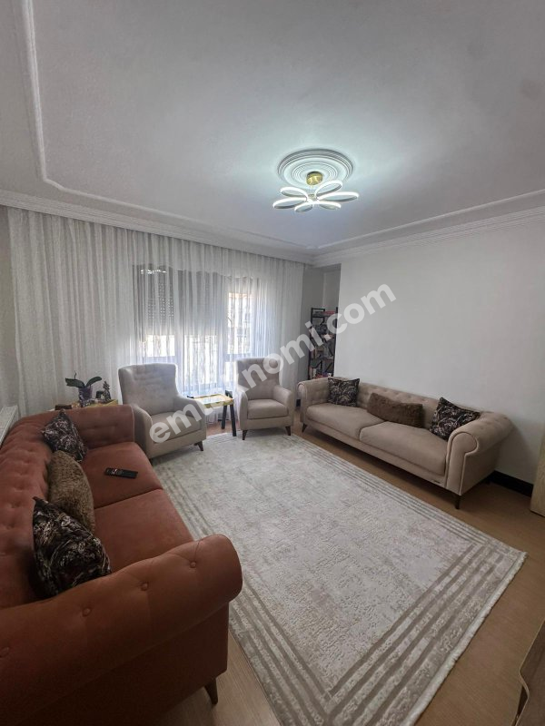 Karaman Pirireis Mahallesi Satılık 4+1 Daire - Fotoğraf 2