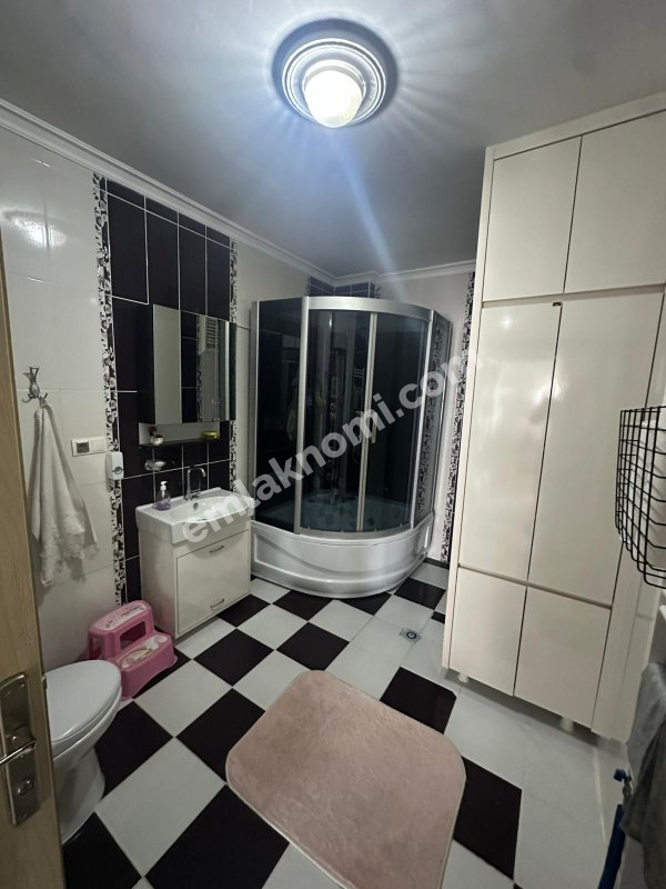 Karaman Pirireis Mahallesi Satılık 4+1 Daire - Fotoğraf 9