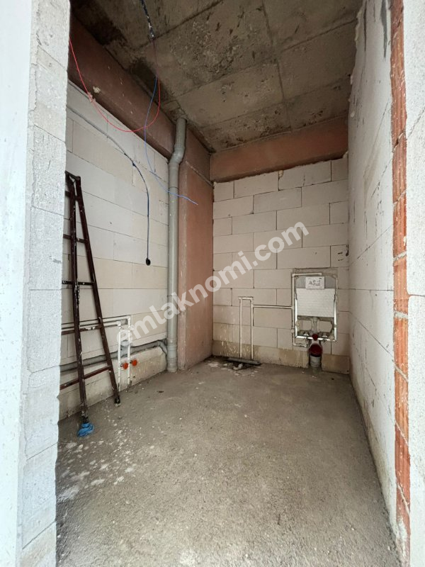 Karaman Abbas Mahallesi Satılık 1+1 Apart - Fotoğraf 5