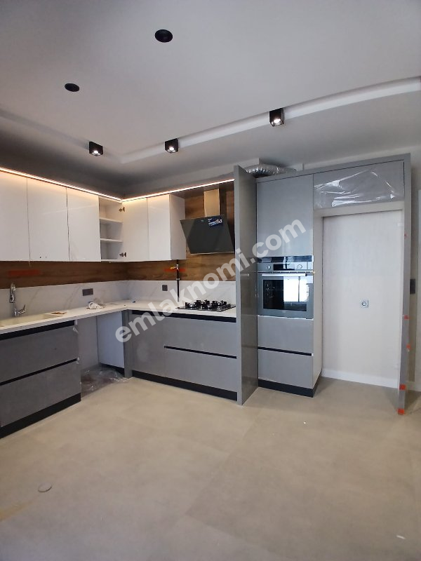 Karaman Çeltek Mahallesi Satılık 4+1 Daire - Fotoğraf 22