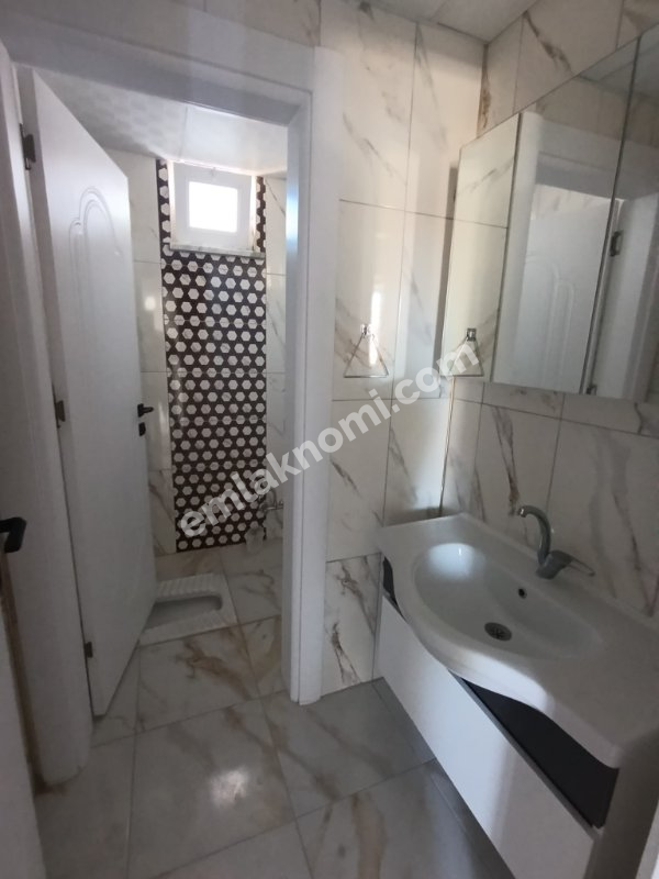Karaman Zembilli Ali Efendi Mahallesi Satılık 3+1 Daire - Fotoğraf 3