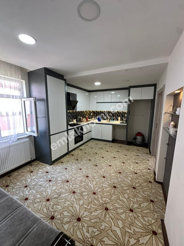 Karaman Beyazkent Mahallesi Satılık 2+1 Daire - Fotoğraf 8