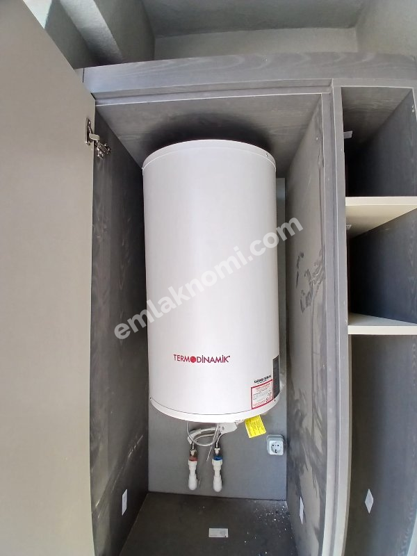 Karaman Hamidiye Mahallesi Satılık 1+1 Apart - Fotoğraf 2