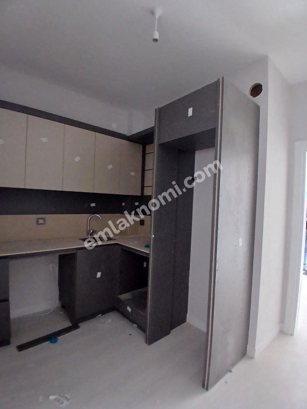 Karaman Hamidiye Mahallesi Satılık 1+1 Apart - Fotoğraf 7