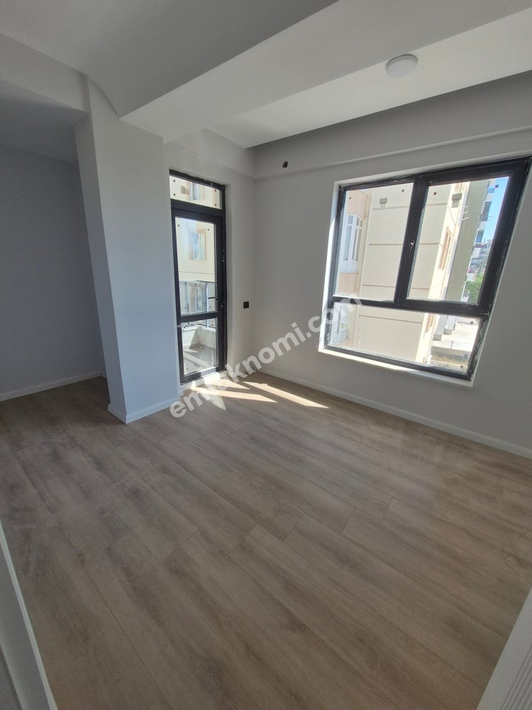 Ereğli Çömlekçi Mahallesi Kiralık 2+1 Daire - Fotoğraf 2