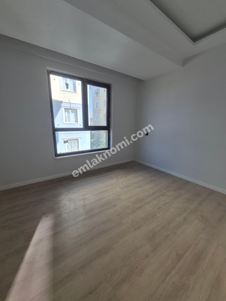 Ereğli Çömlekçi Mahallesi Kiralık 2+1 Daire - Fotoğraf 5