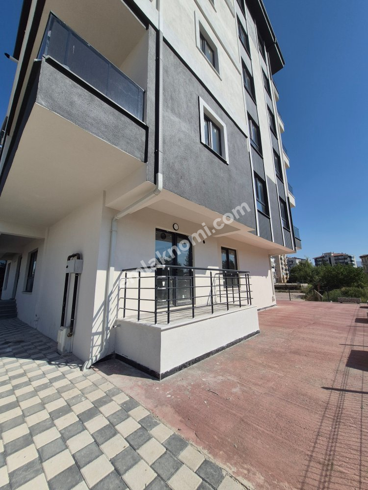 Ereğli Çömlekçi Mahallesi Kiralık 2+1 Daire - Fotoğraf 14