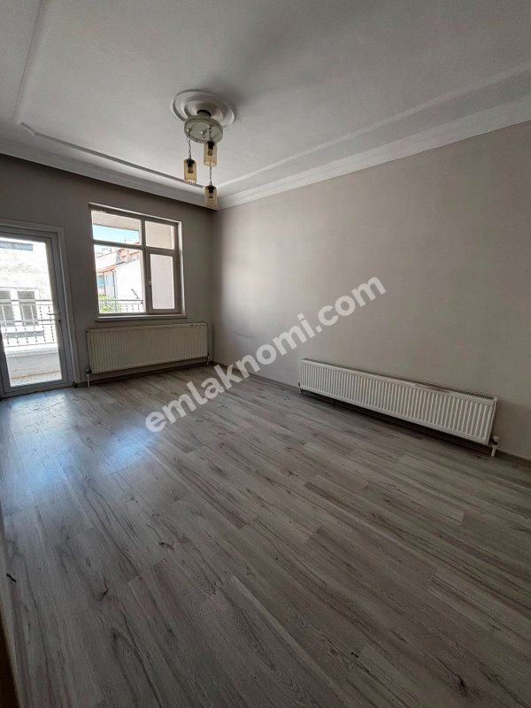 Karaman Cedit Mahallesi Satılık 2+1 Daire - Fotoğraf 3