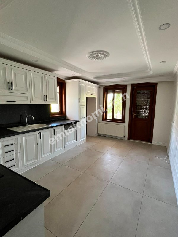 Karaman Mehmet Akif Ersoy Mahallesi Satılık 6+2 Villa | Emlakmaster - Fotoğraf 14