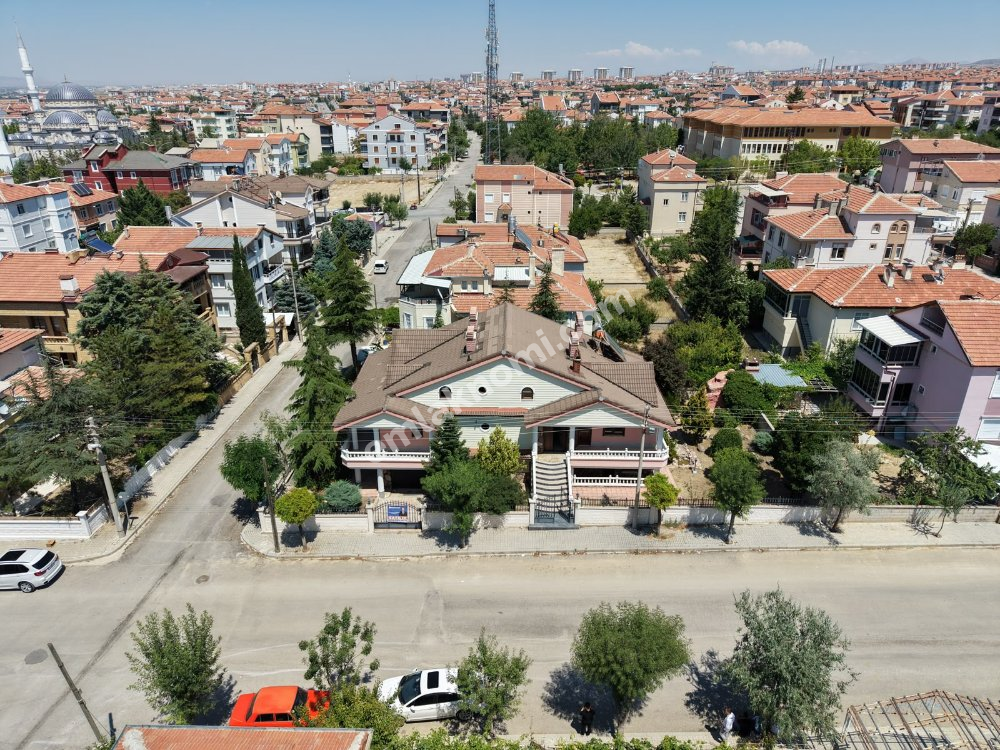 Karaman Mehmet Akif Ersoy Mahallesi Satılık 6+2 Villa | Emlakmaster - Fotoğraf 26