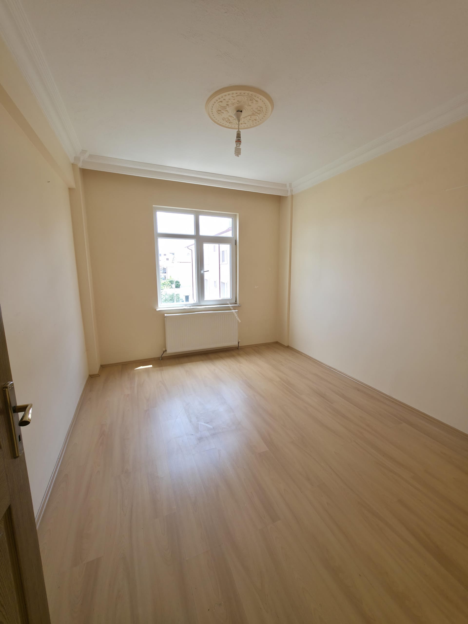 Karaman Yunuskent Mahallesi Kiralık 3+1 Daire | Emlakmaster - Fotoğraf 3