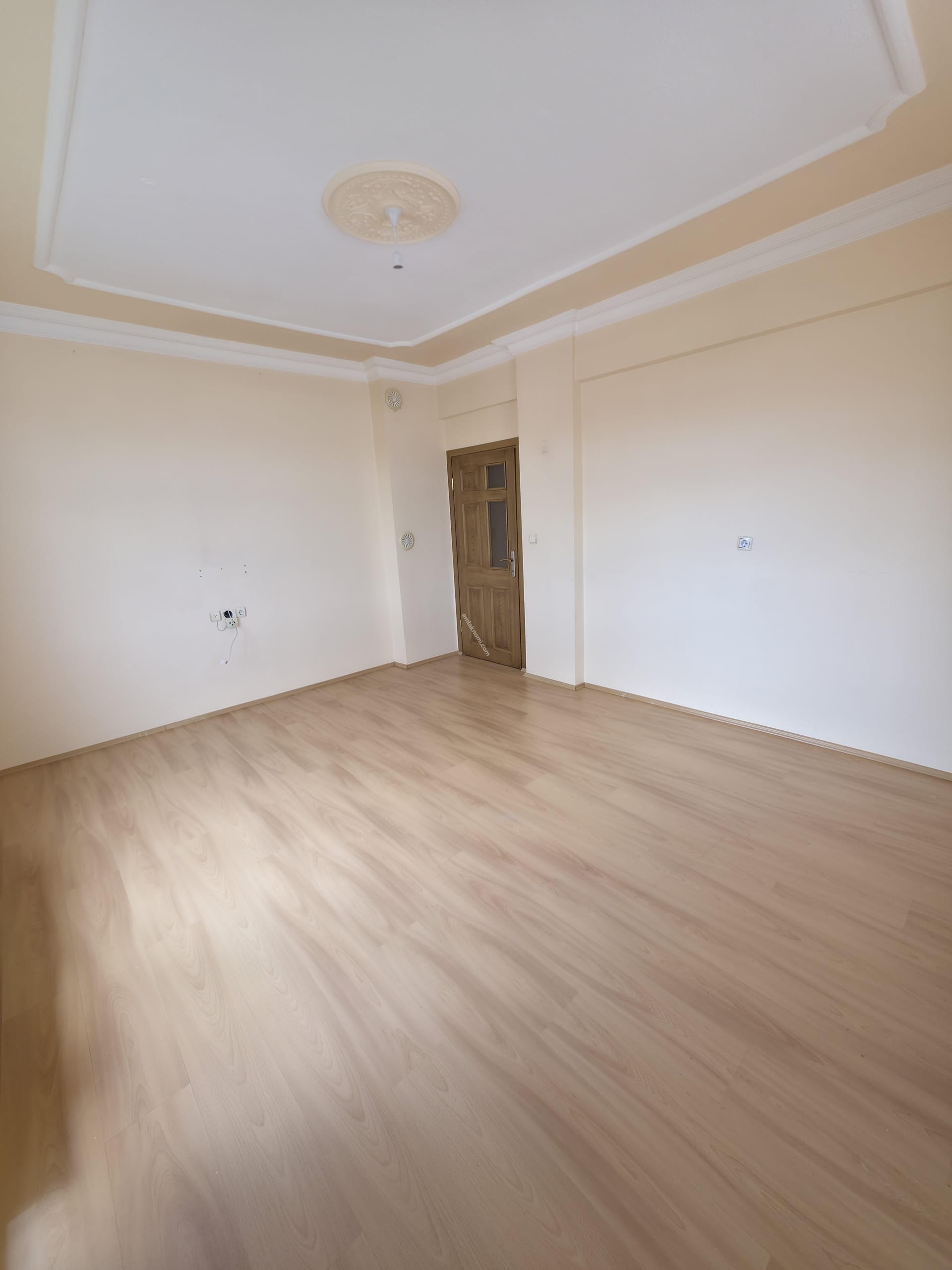 Karaman Yunuskent Mahallesi Kiralık 3+1 Daire | Emlakmaster - Fotoğraf 4