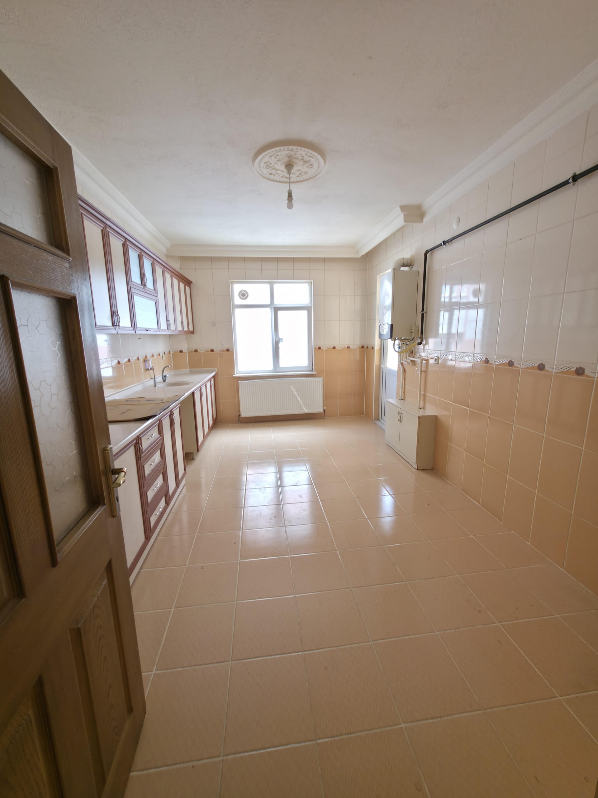 Karaman Yunuskent Mahallesi Kiralık 3+1 Daire | Emlakmaster - Fotoğraf 9