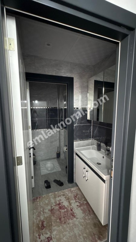 Ereğli Cumhuriyet Mahallesi Satılık 3+1 Daire - Fotoğraf 2