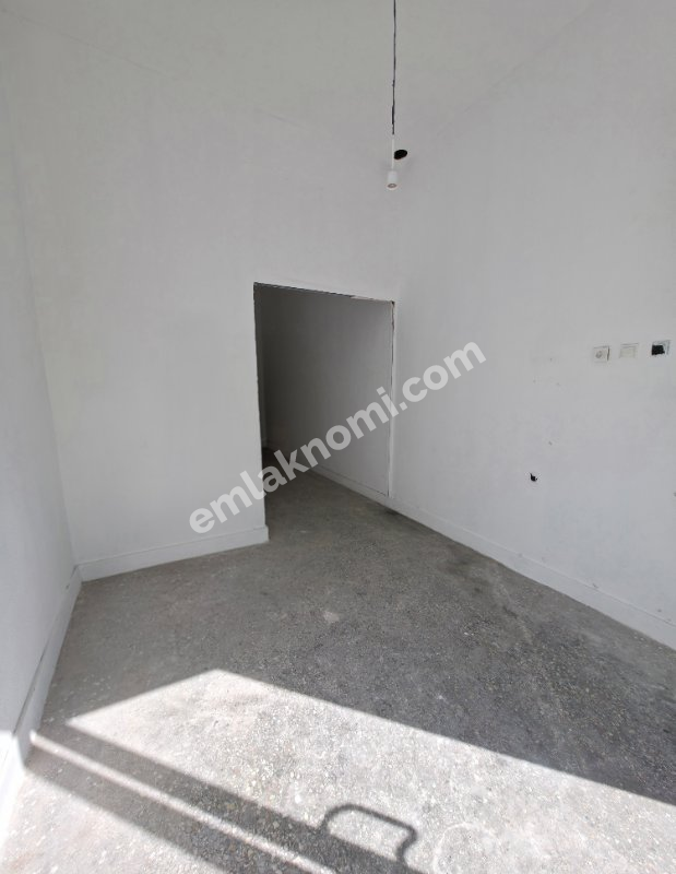 Karaman Sekiçeşme Mahallesi Kiralık Dükkan