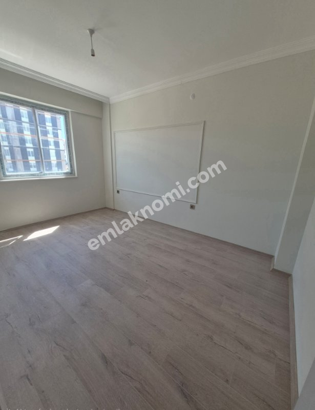 Ereğli Ziya Gökalp Mahallesi Satılık 2+1 Daire - Fotoğraf 3