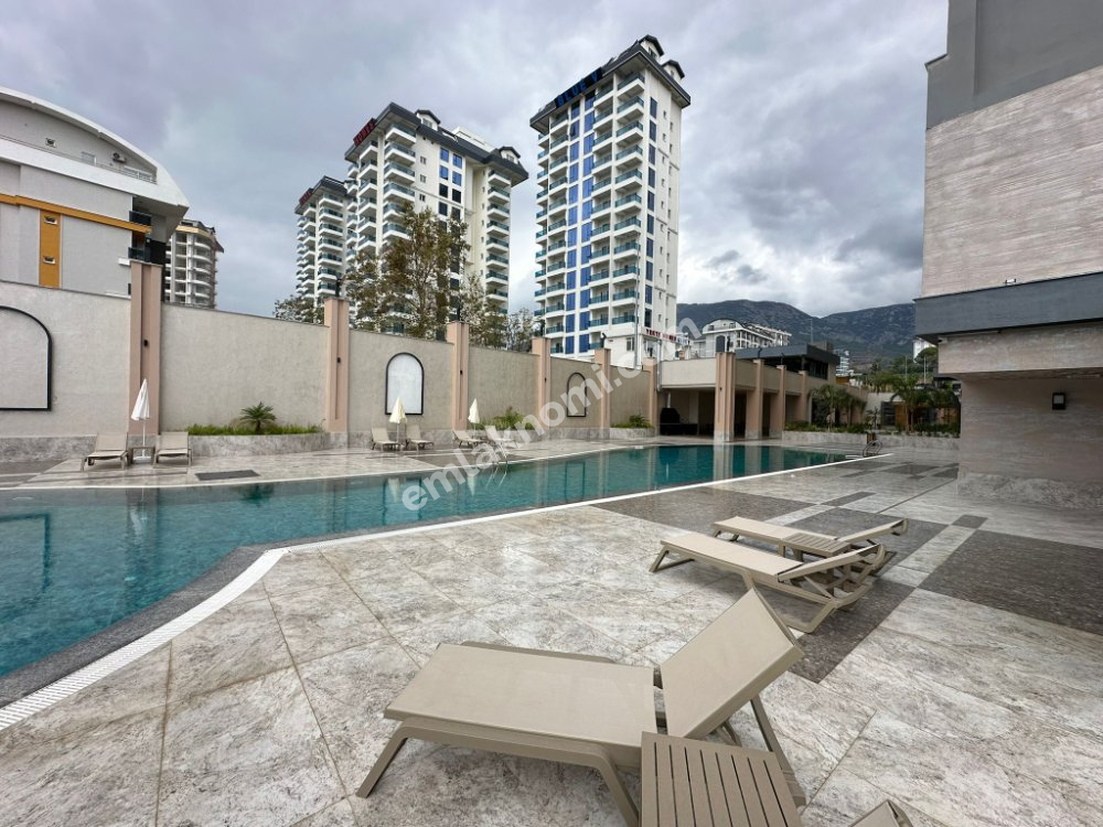 Antalya Alanya Satılık 1+1 Daire - Fotoğraf 1