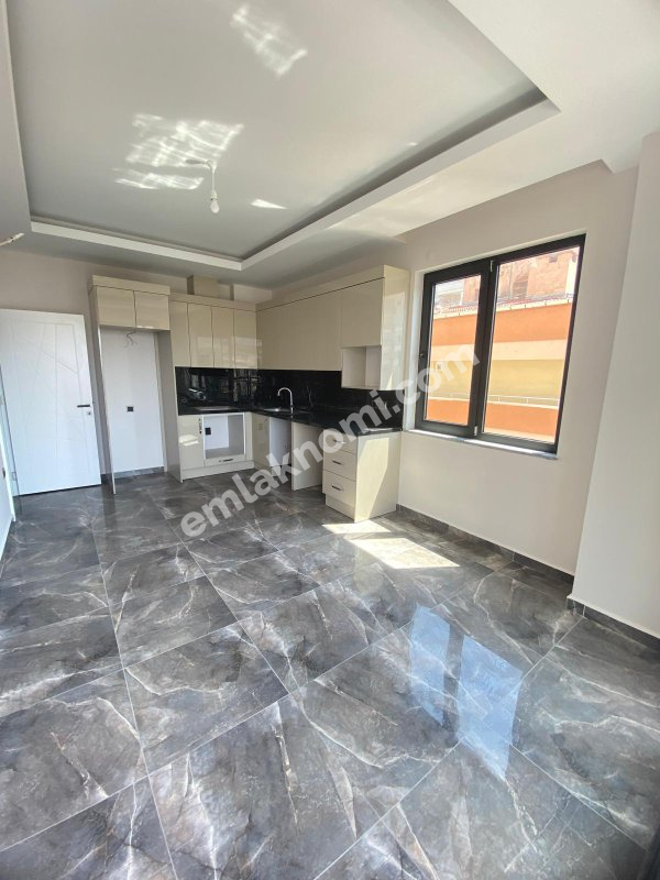Antalya Alanya Satılık 2+1 Daire - Fotoğraf 2