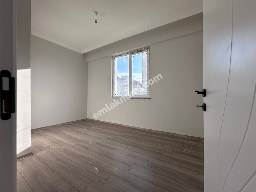 Ereğli Batı Elagözlü Mahallesi Satılık 2+1 Daire | Emlakmaster - Fotoğraf 12